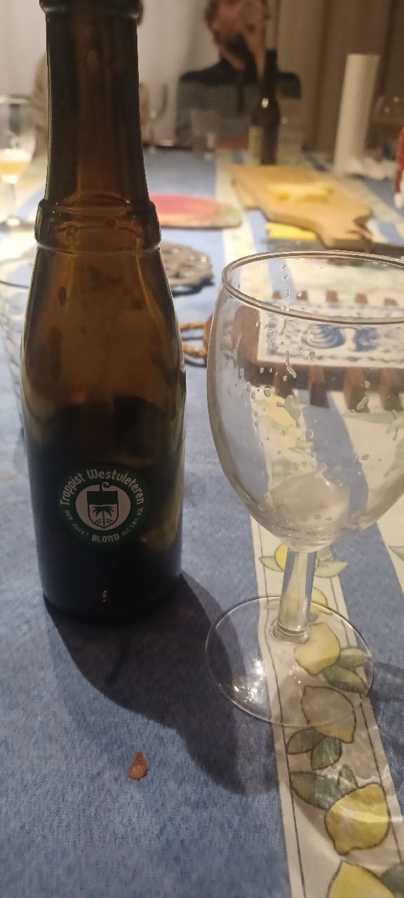 Westvleteren 6 Blonde, Belgium