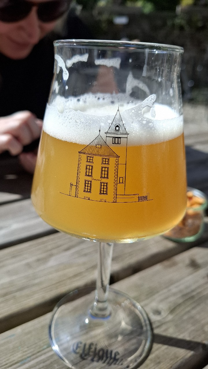 Elfique Blanche, Belgium