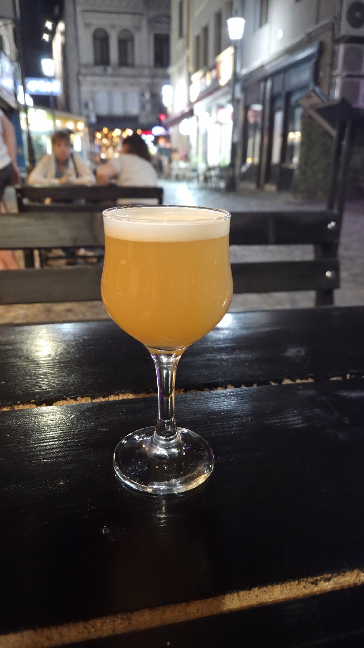 marine layer, Romania