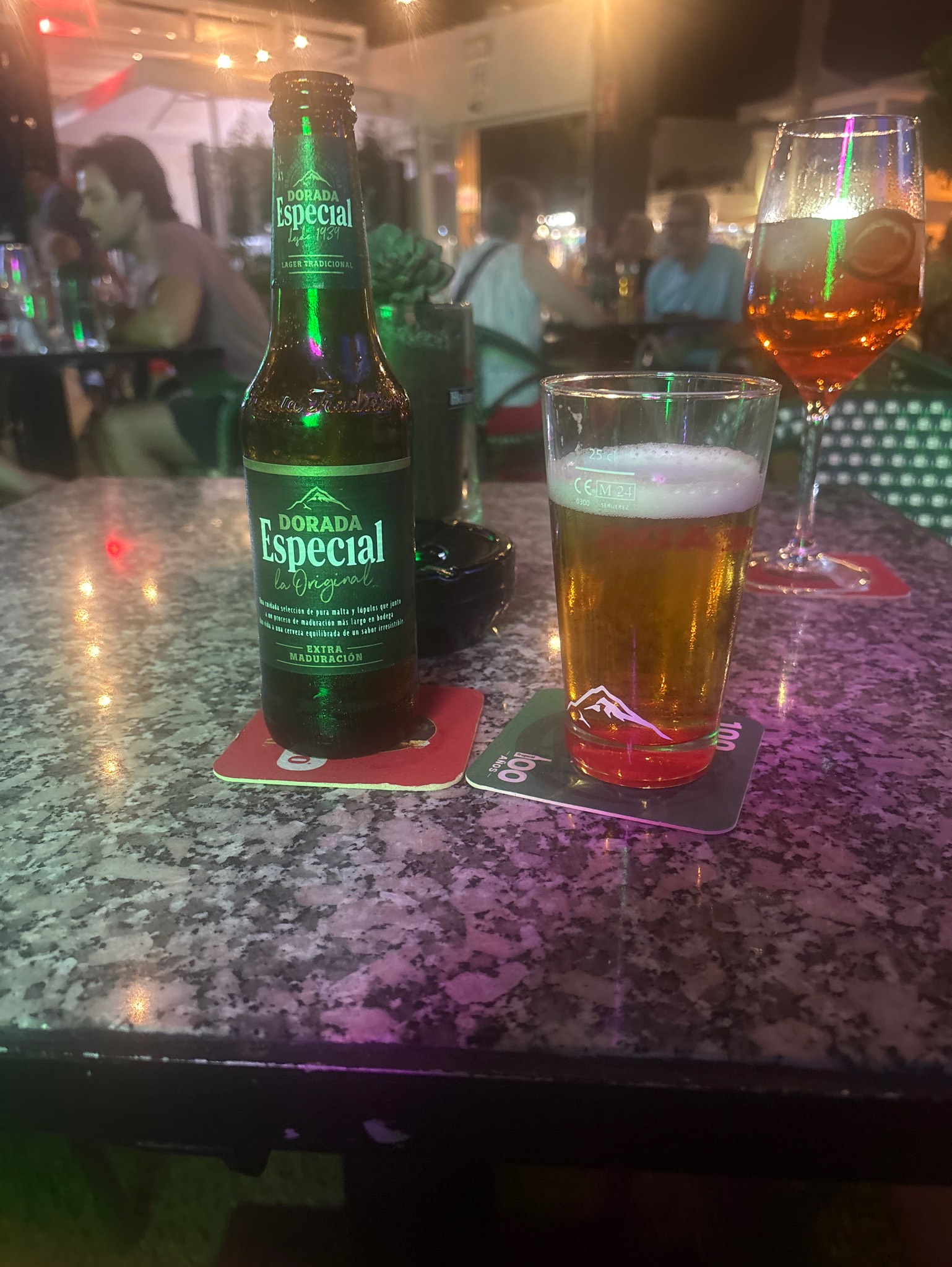 Dorada Especial, Compañia Cervecera de Canarias (SABMiller)