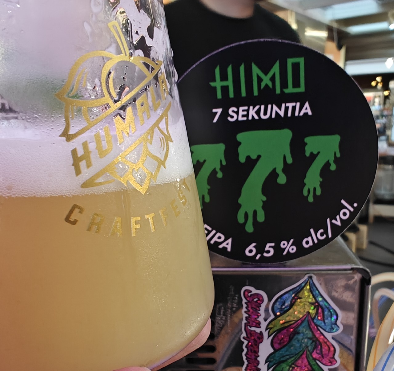 7 Sekuntia, Panimo HIMO