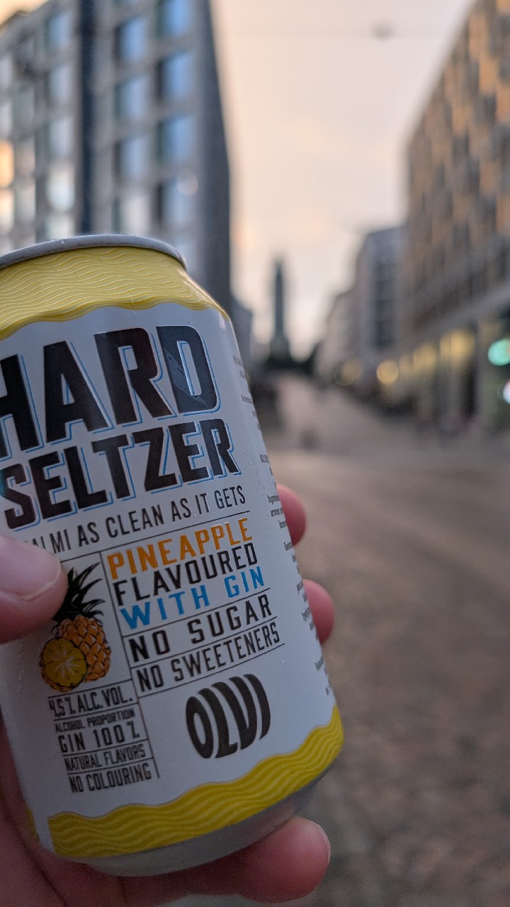 Hard Seltzer Gin & Pineapple, Finland