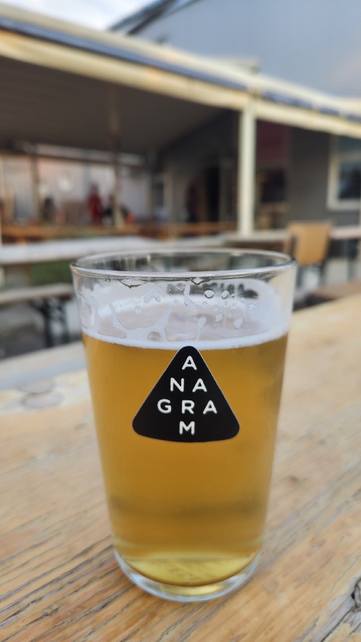 Saison de Citron, Romania