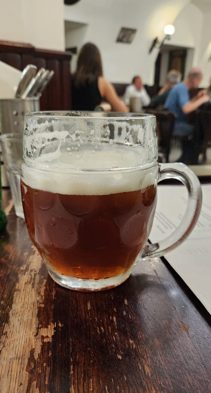 Kocka tmavá, U dvou kocek