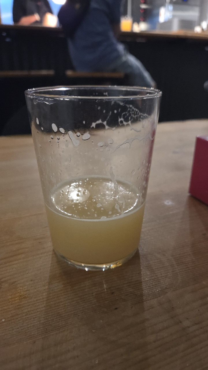 Gossip Whispers Tales, Romania