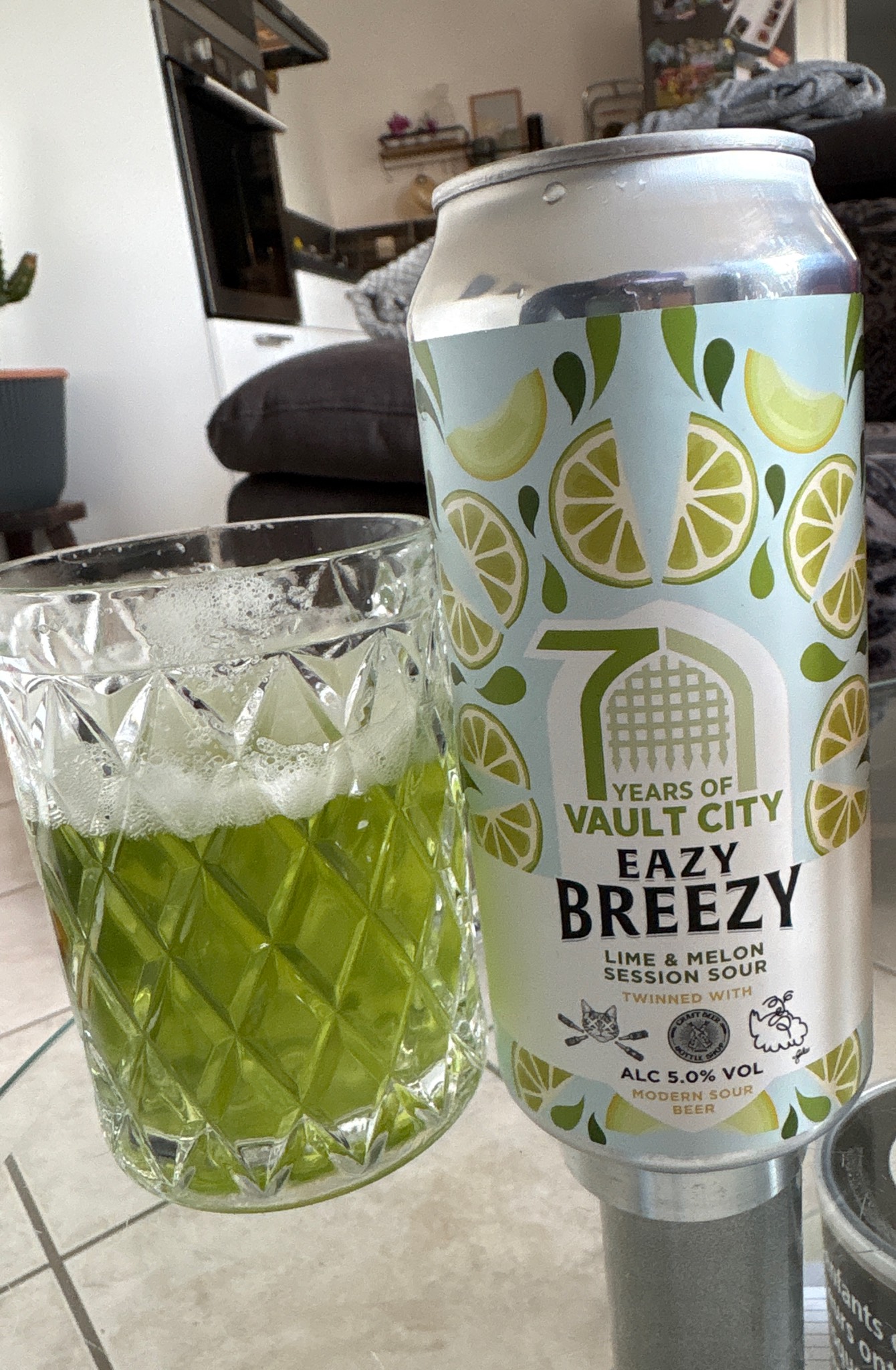 Eazy Breezy, Scotland