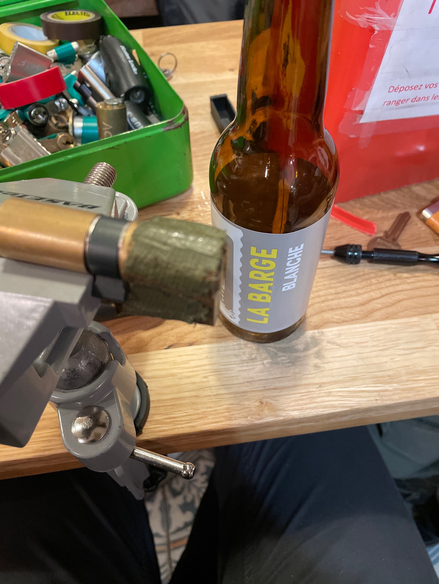 La Barge Blanche, Brasserie La Barge