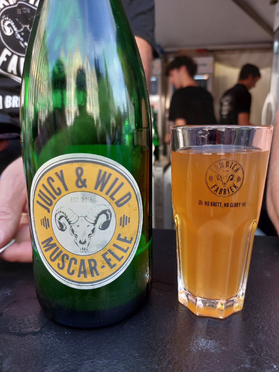 Juicy & Wild Muscar-Elle (2022), Lambiek Fabriek
