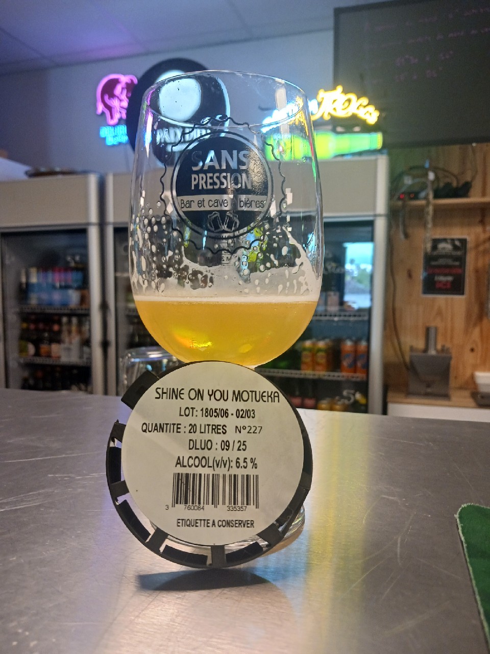 Shine on you crazy Motueka, Brasserie Sainte Cru