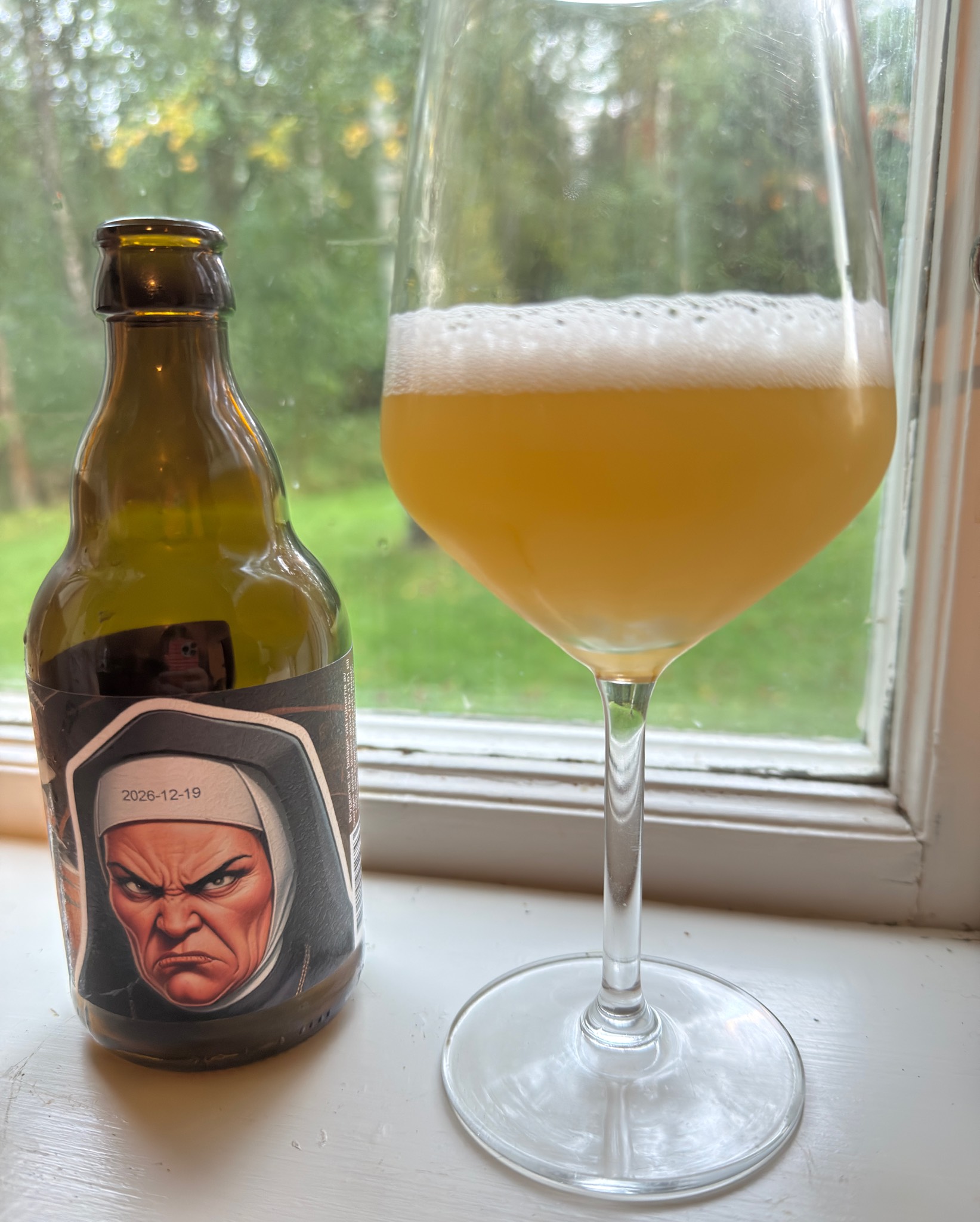 Den Sura Nunnan, Sweden