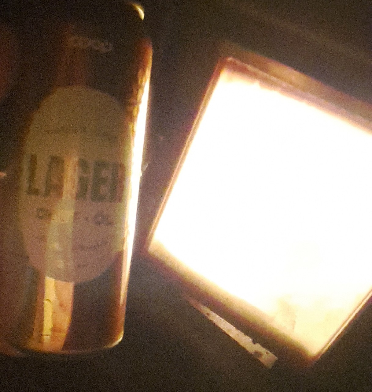 Coop Vaalea Lager 4.3%, Van Pur S.A