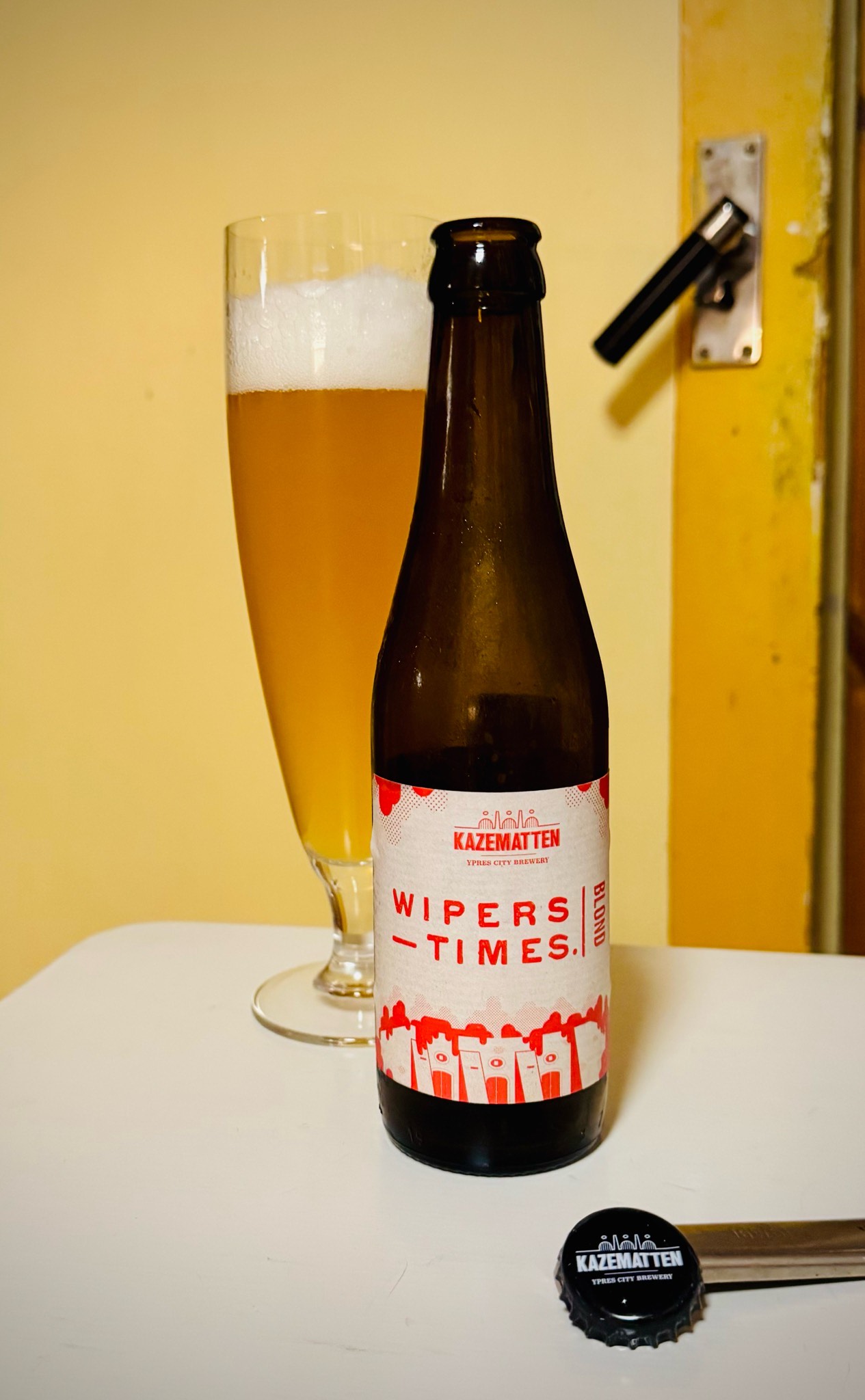 Wipers Times Blond, Belgium