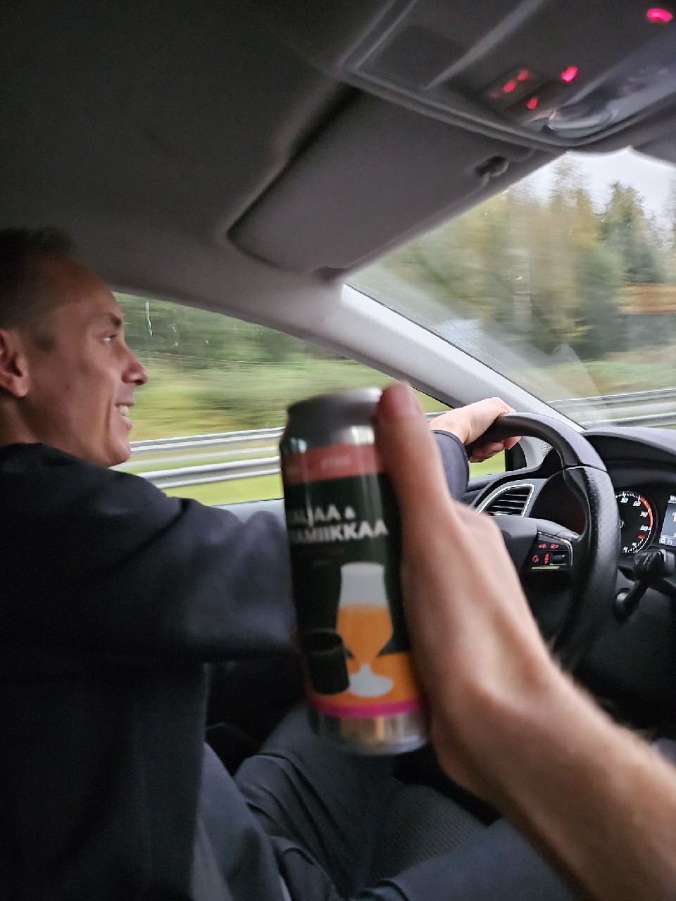 Kaljaa & keramiikkaa, Finland