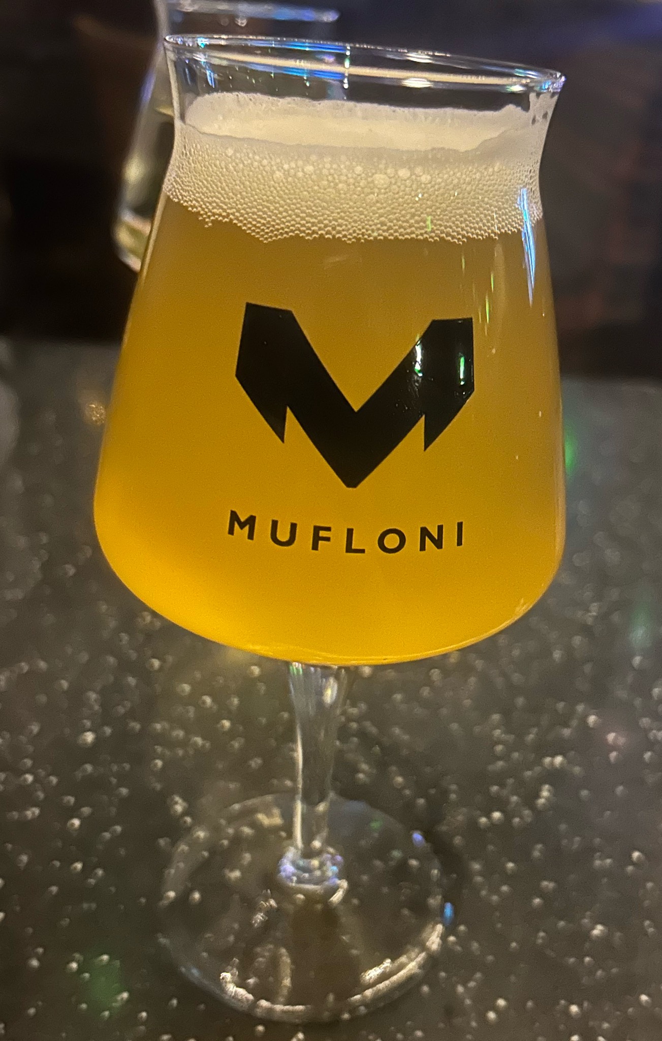 Omnipollos Kyrka Session IPA, Sweden