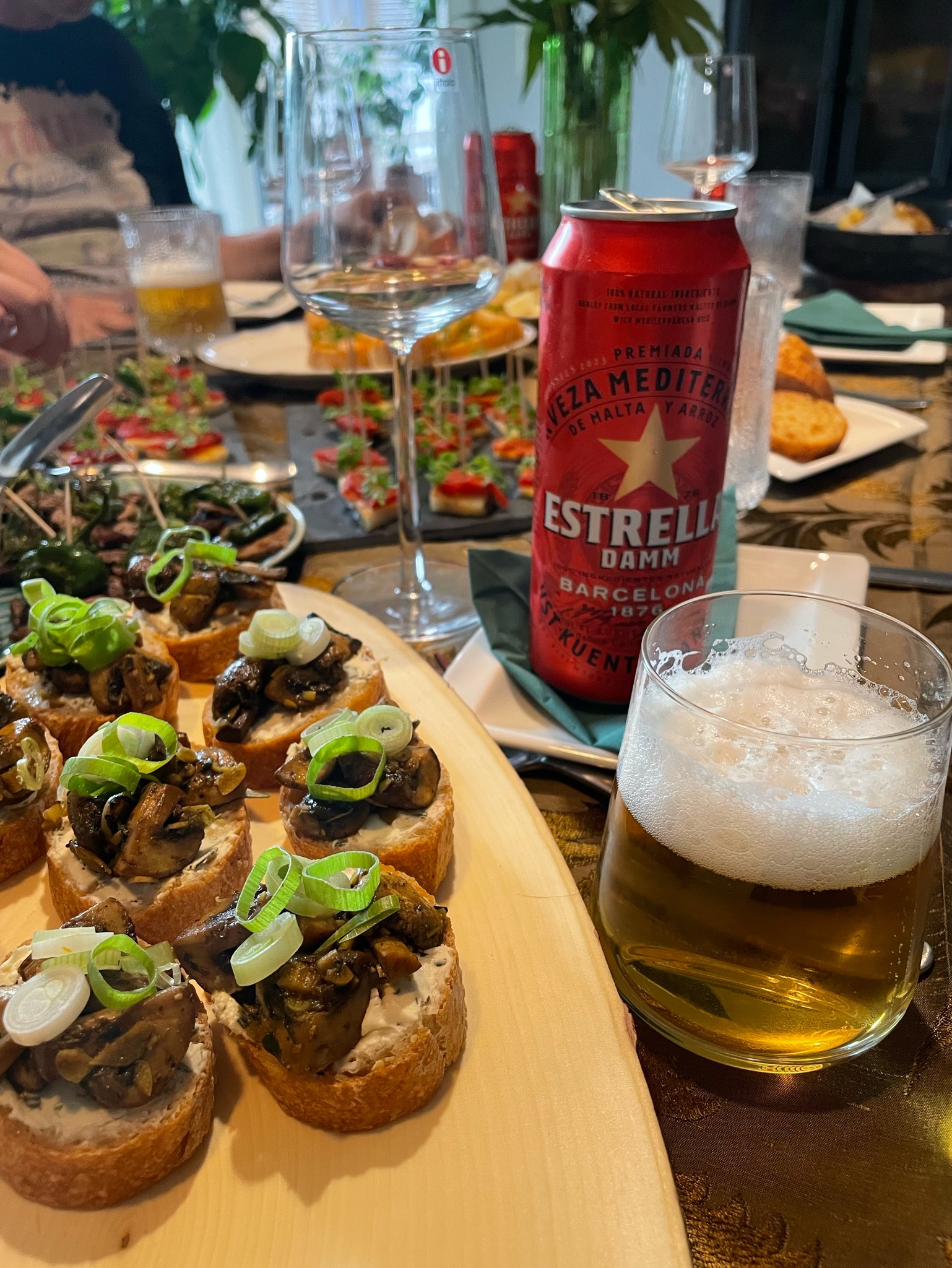 Estrella Damm, Damm