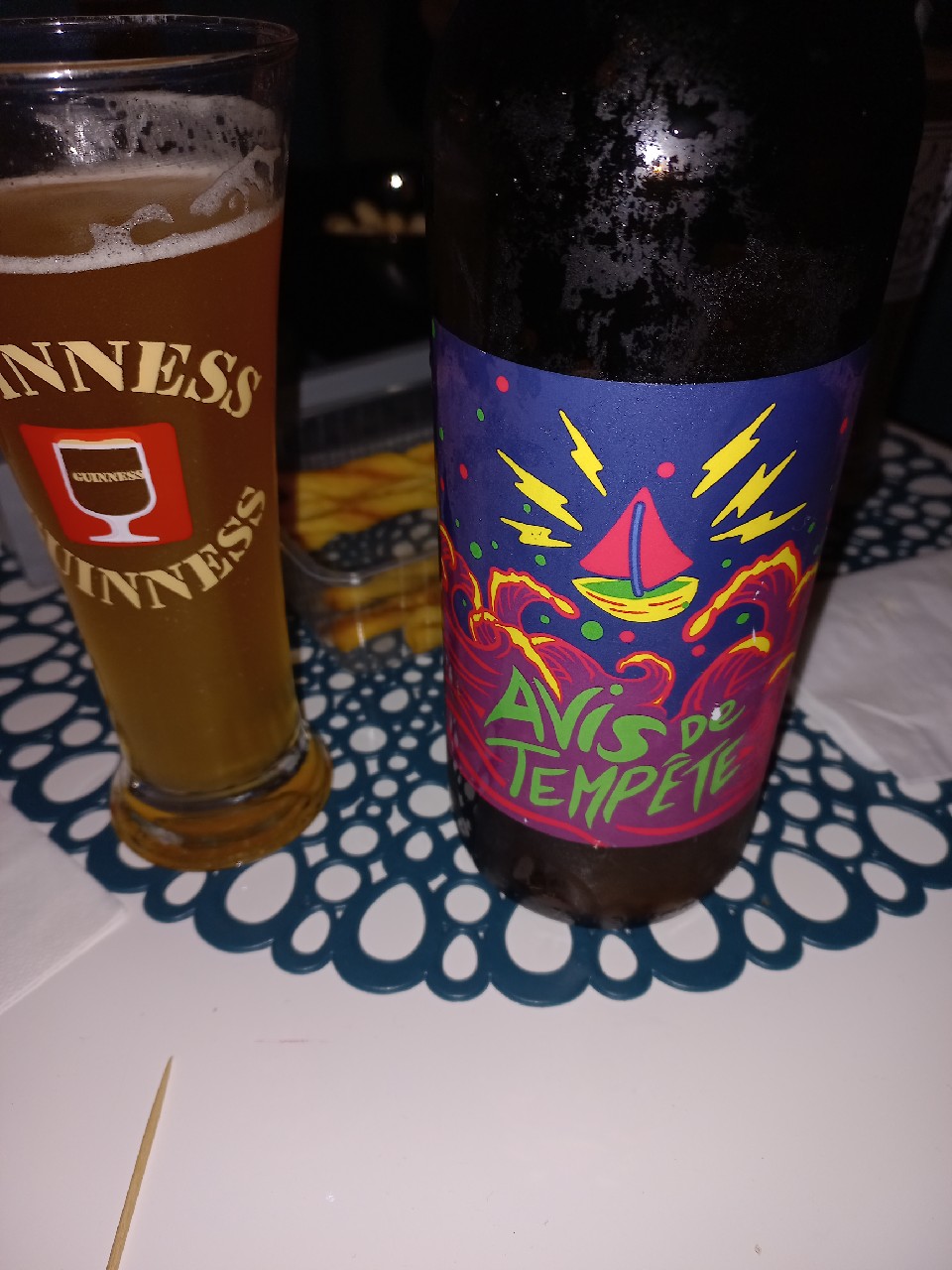 Avis de tempête, Les Fous Brassant