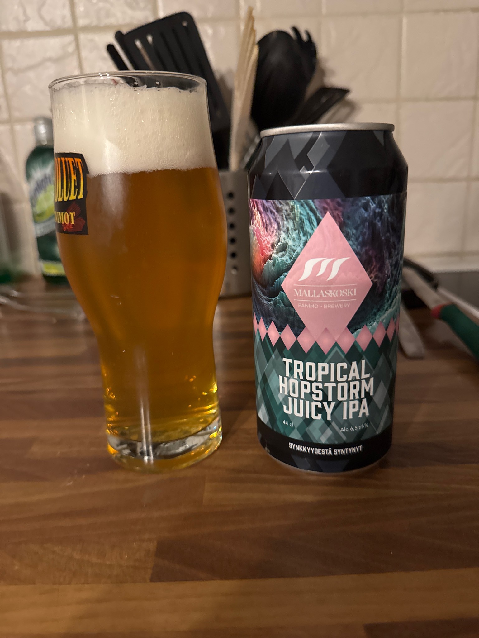 Tropical Hopstorm, Finland