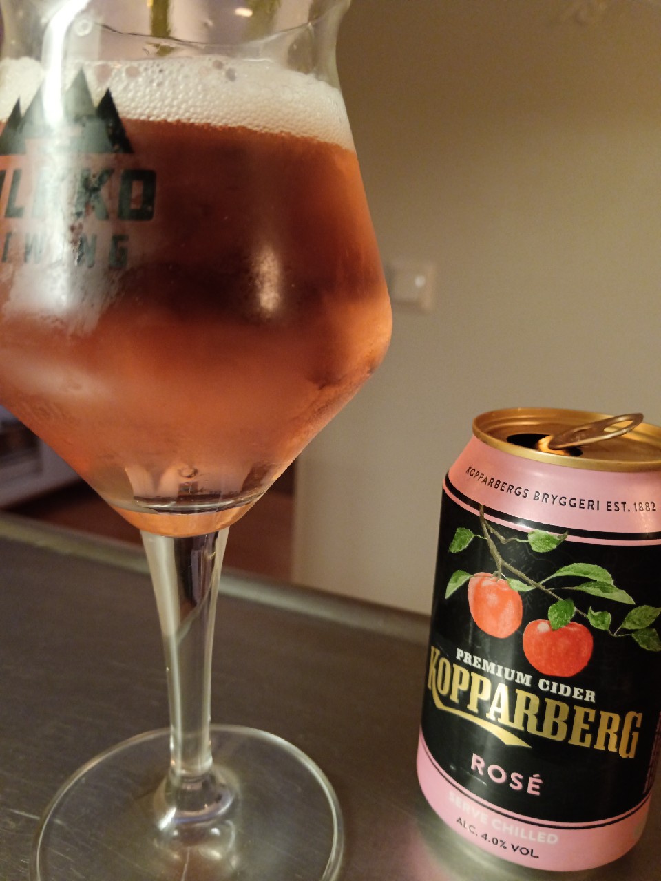 Kopparberg Rosé, Sweden