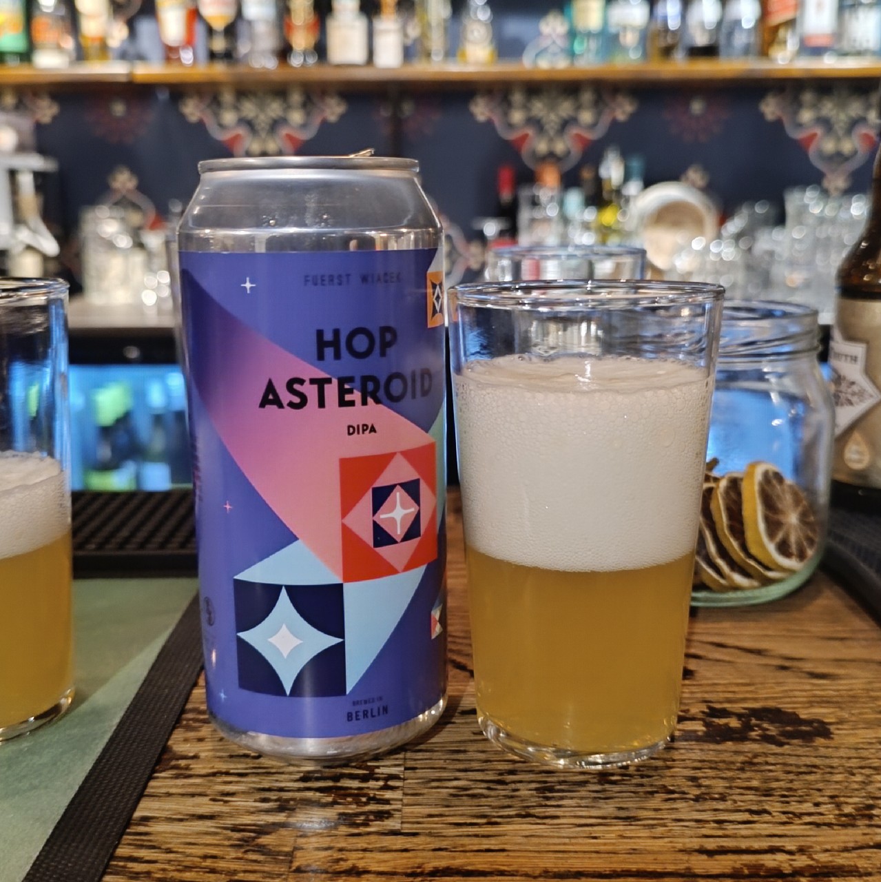 Hop Asteroid, Fuerst Wiacek Berlin