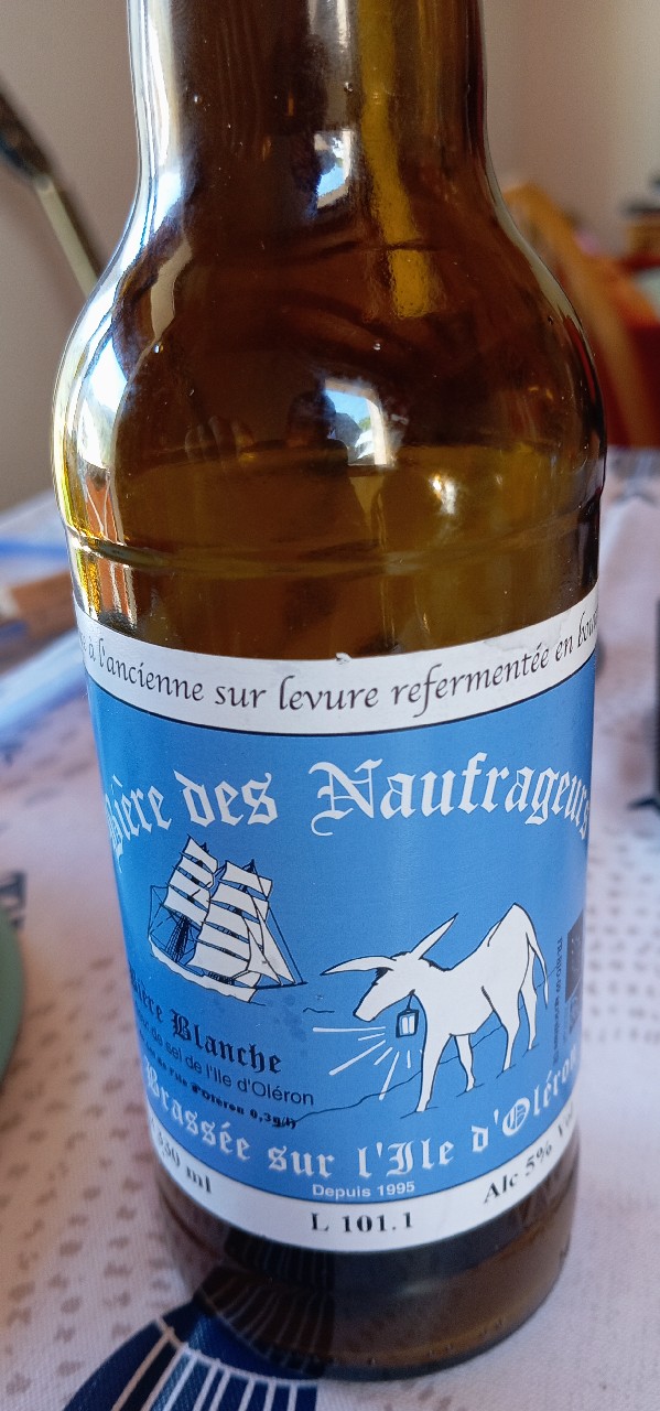 Bière Des Naufrageurs Blanche Au Sel D'Oléron, France