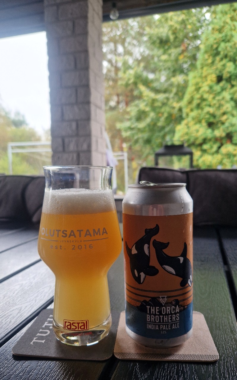 The Orca Brothers, Azvex Brewing Company