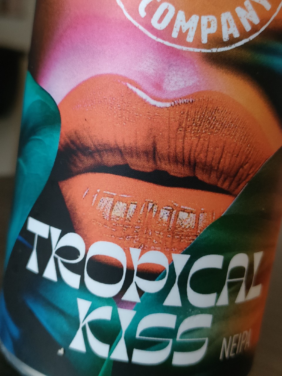 Tropical Kiss, France