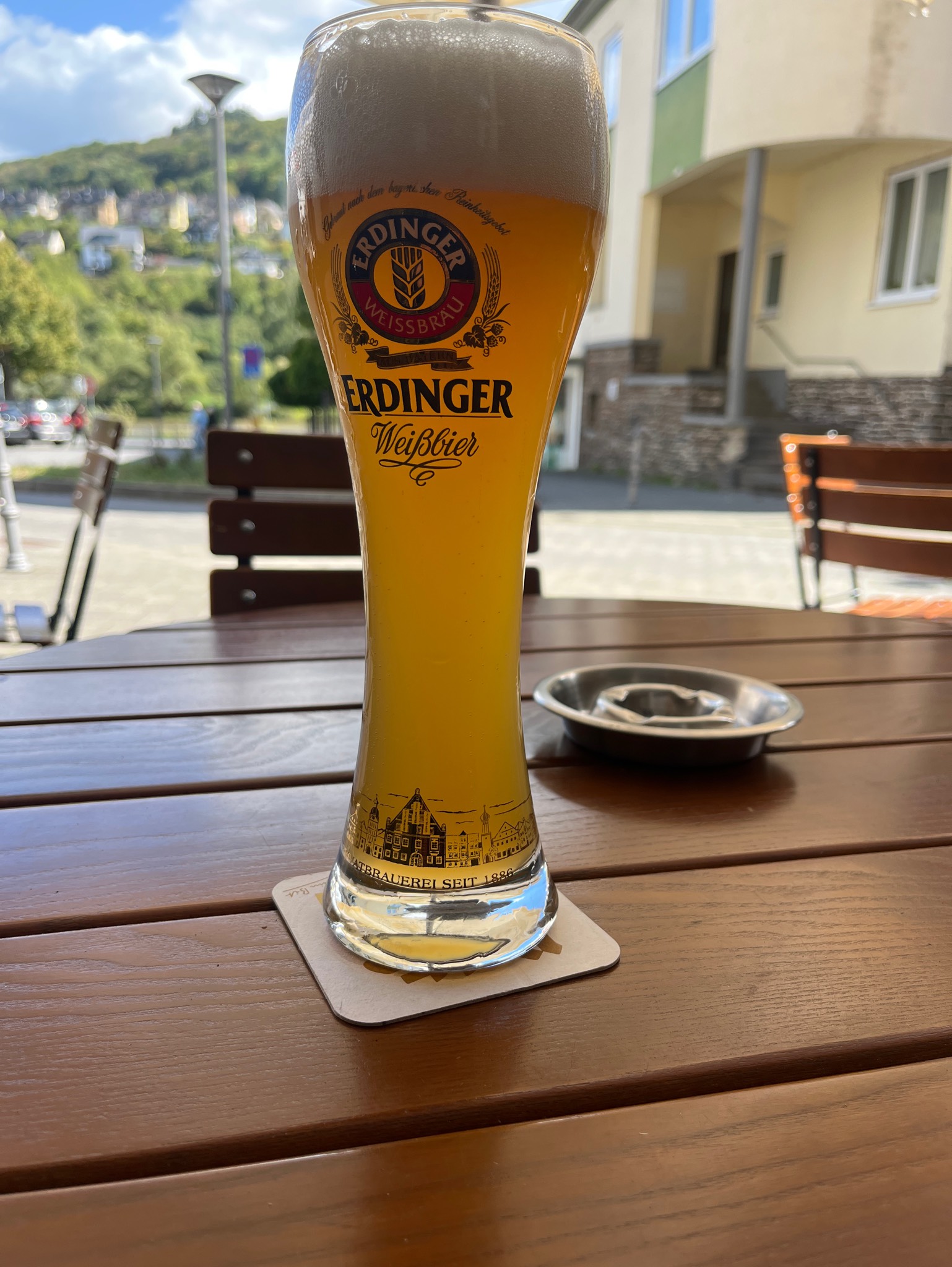 Erdinger Weißbier / Hefe-Weizen, Germany