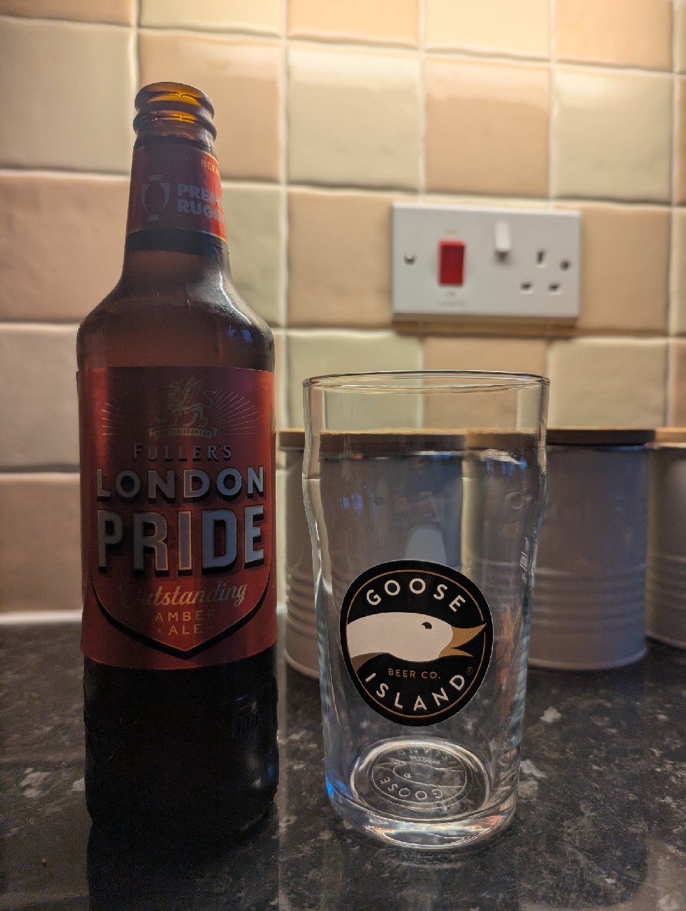 London Pride, Fuller's Griffin Brewery (Asahi Breweries)