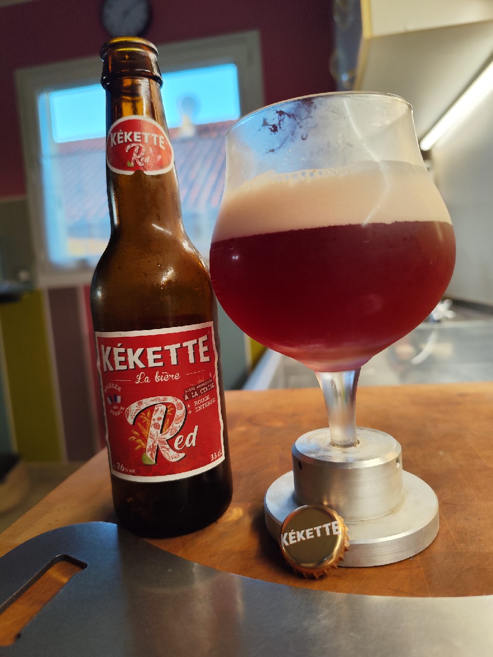 Kékette Bien Red, France