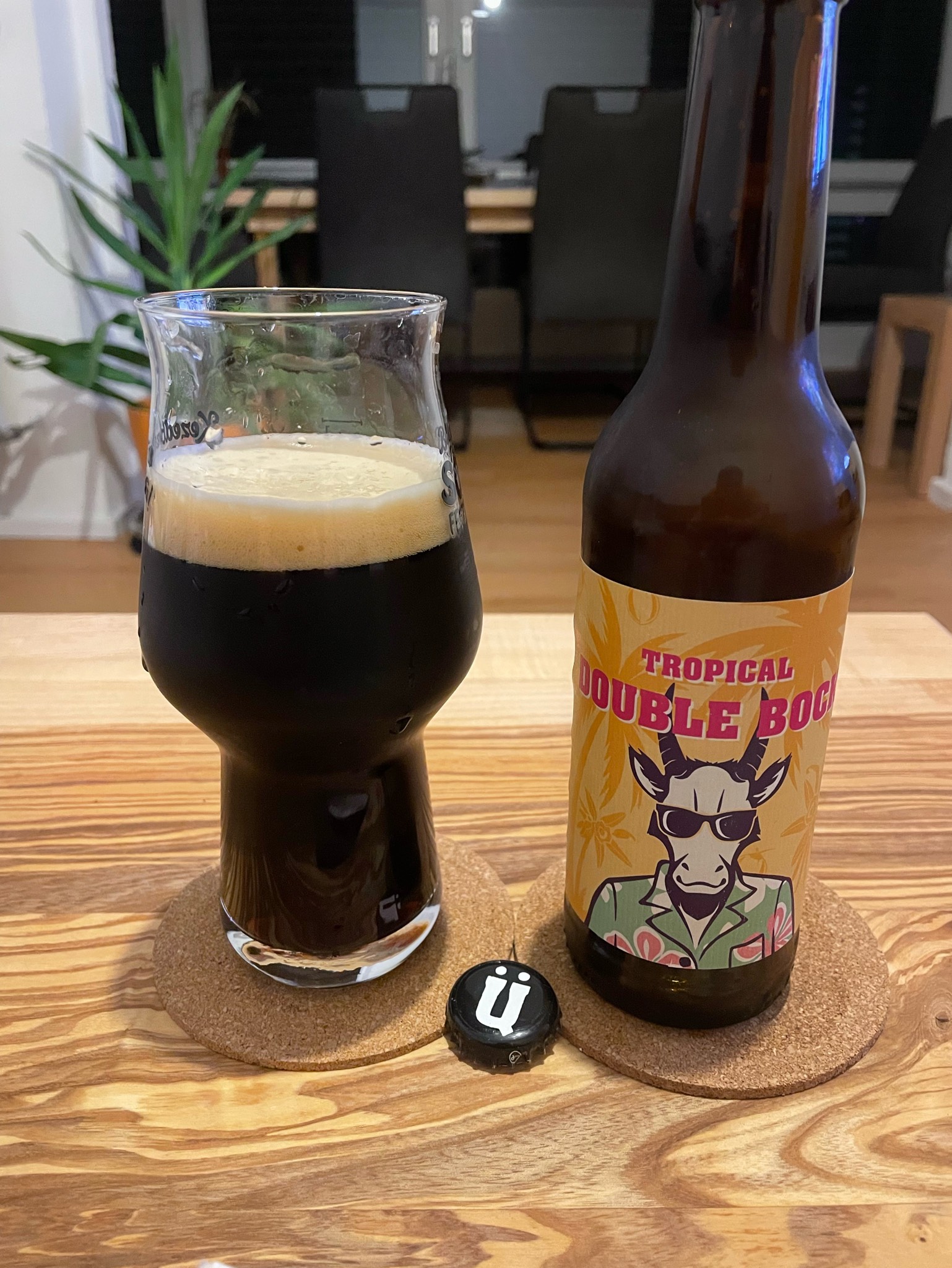 ÜberQuell Hamburger Senatsbock (2024) | Tropical Double Bock, ÜberQuell Brauwerkstätten