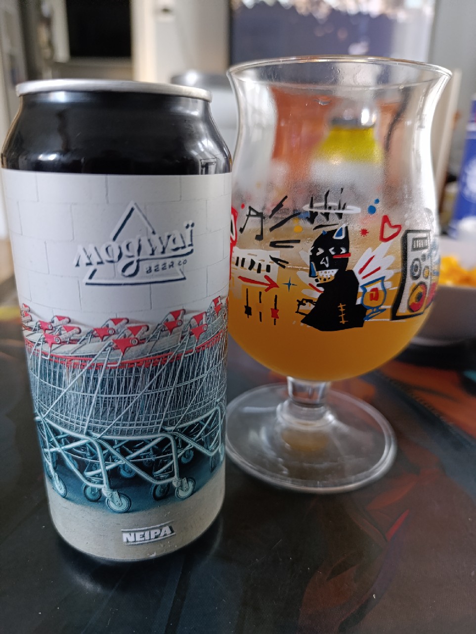 free as a shopping cart, France