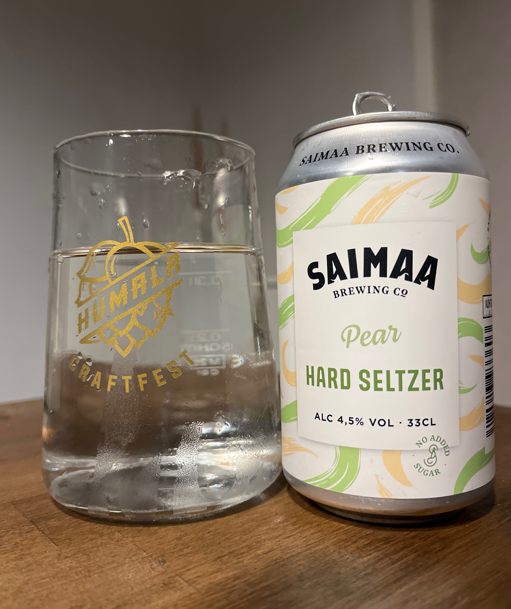 Hard Seltzer Pear, Finland