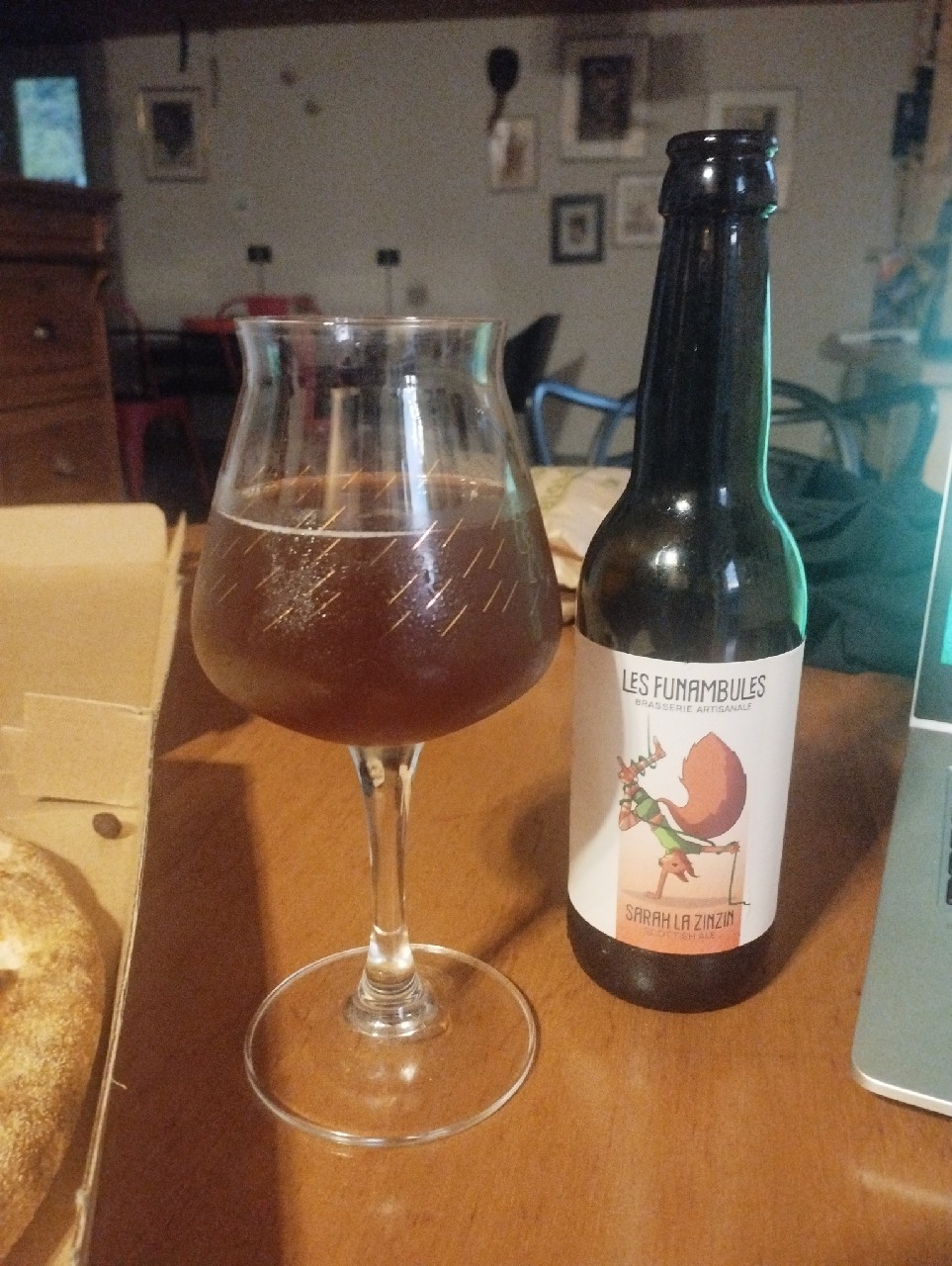 Sarah La Zinzin, France