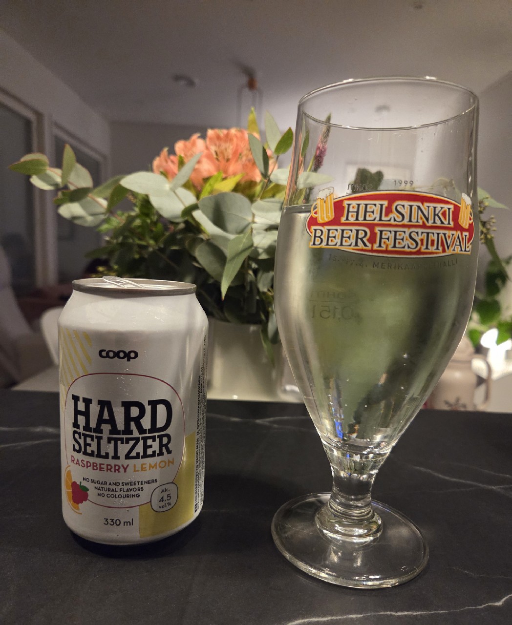 Hard Seltzer Raspberry Lemon, Finland