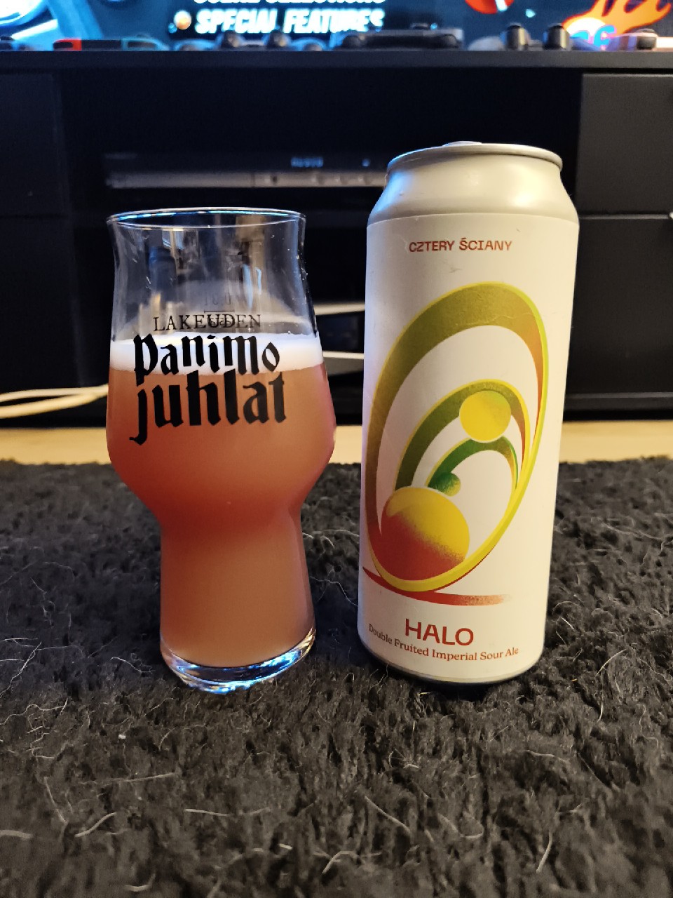 Halo, Cztery Ściany