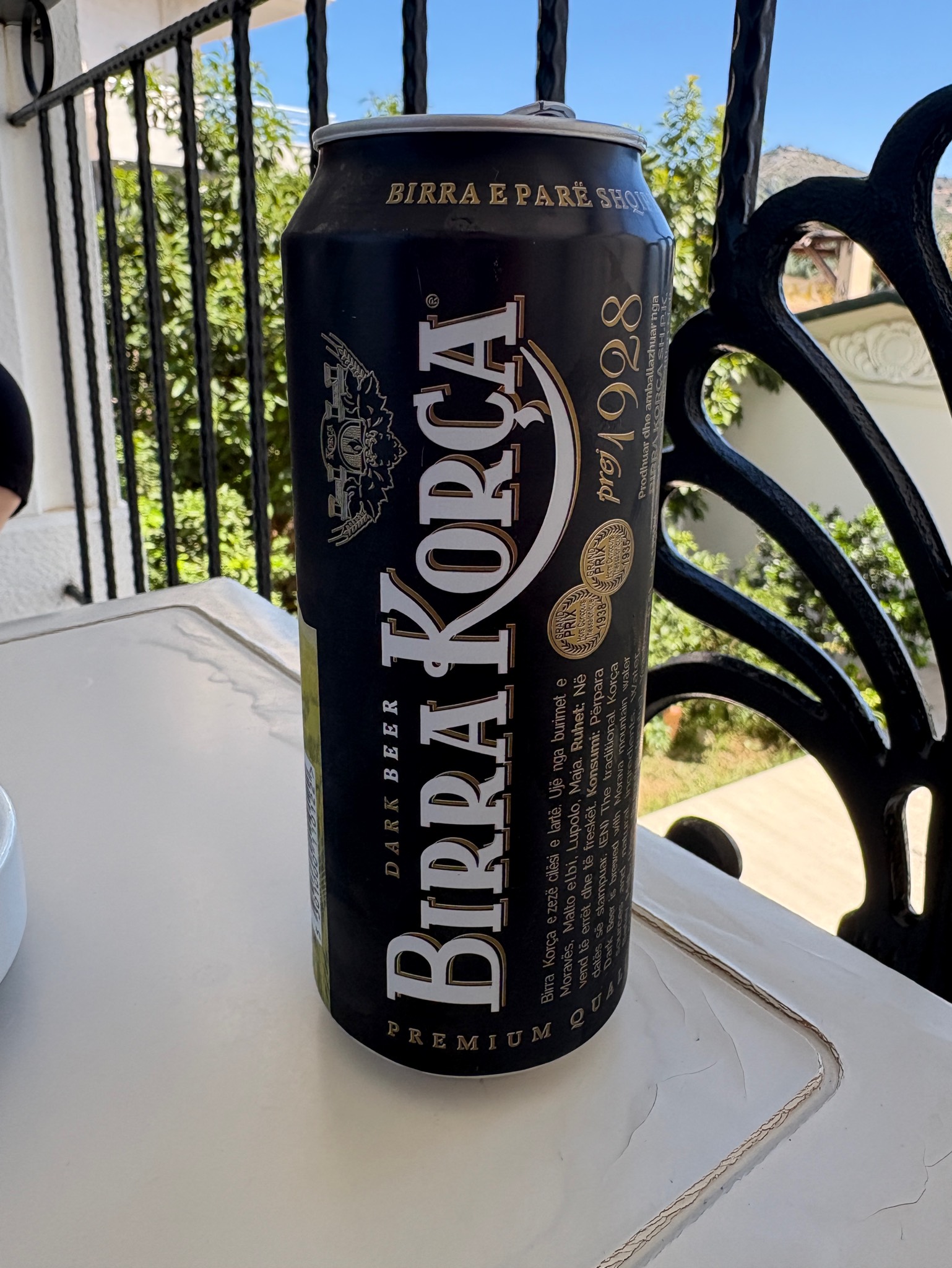 Korça Tradicionale e Zezë (Dark), Albania