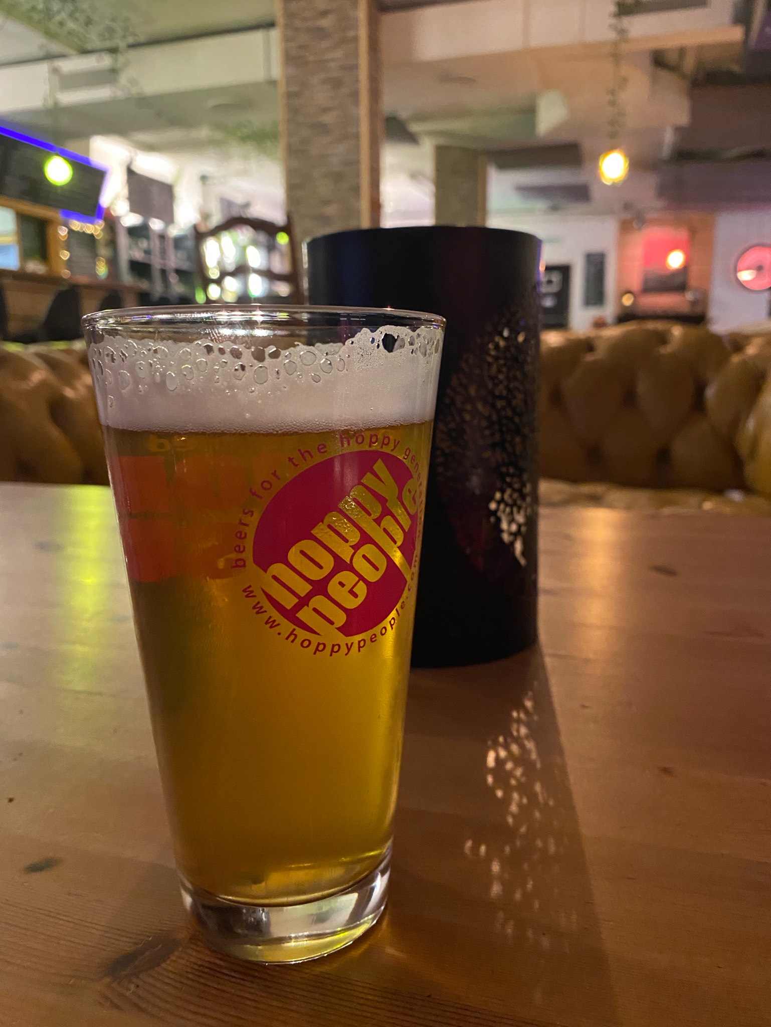 Porn Star, Hoppy People