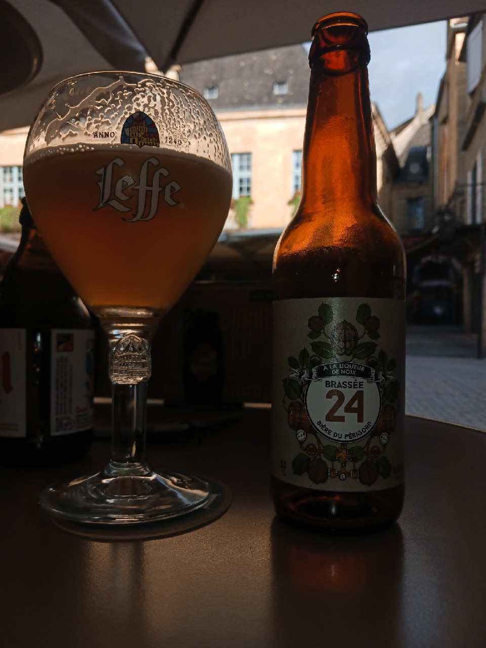 Brassée 24 à La Liqueur De Noix, France