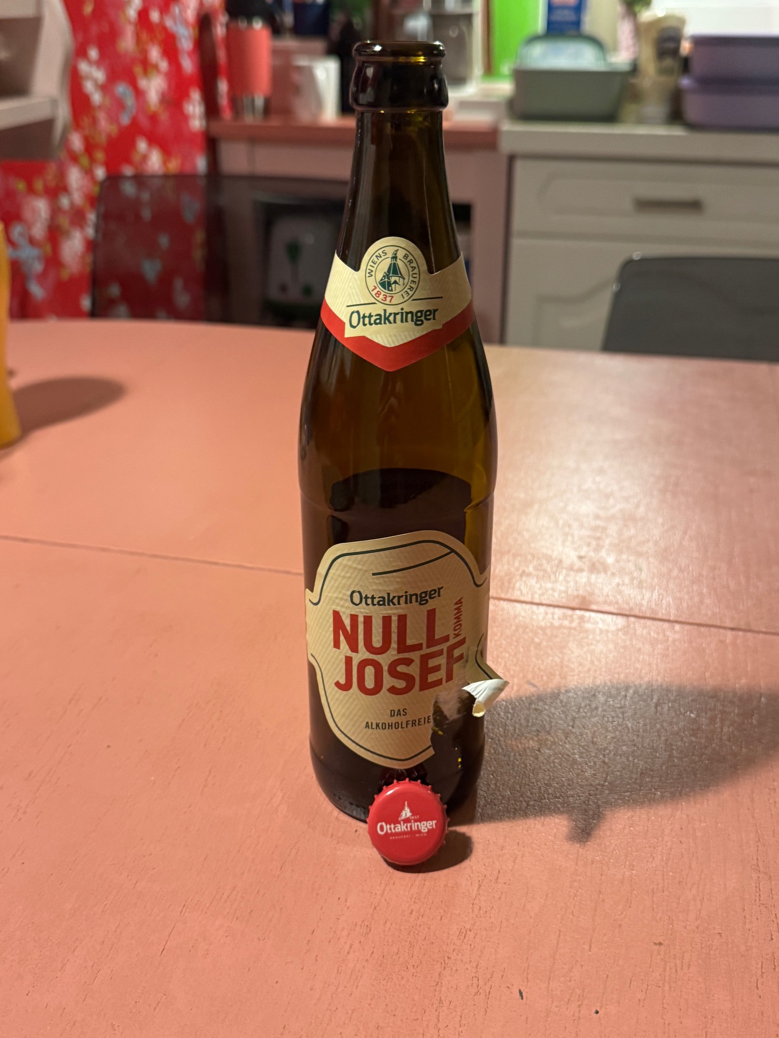 Null Komma Josef, Austria