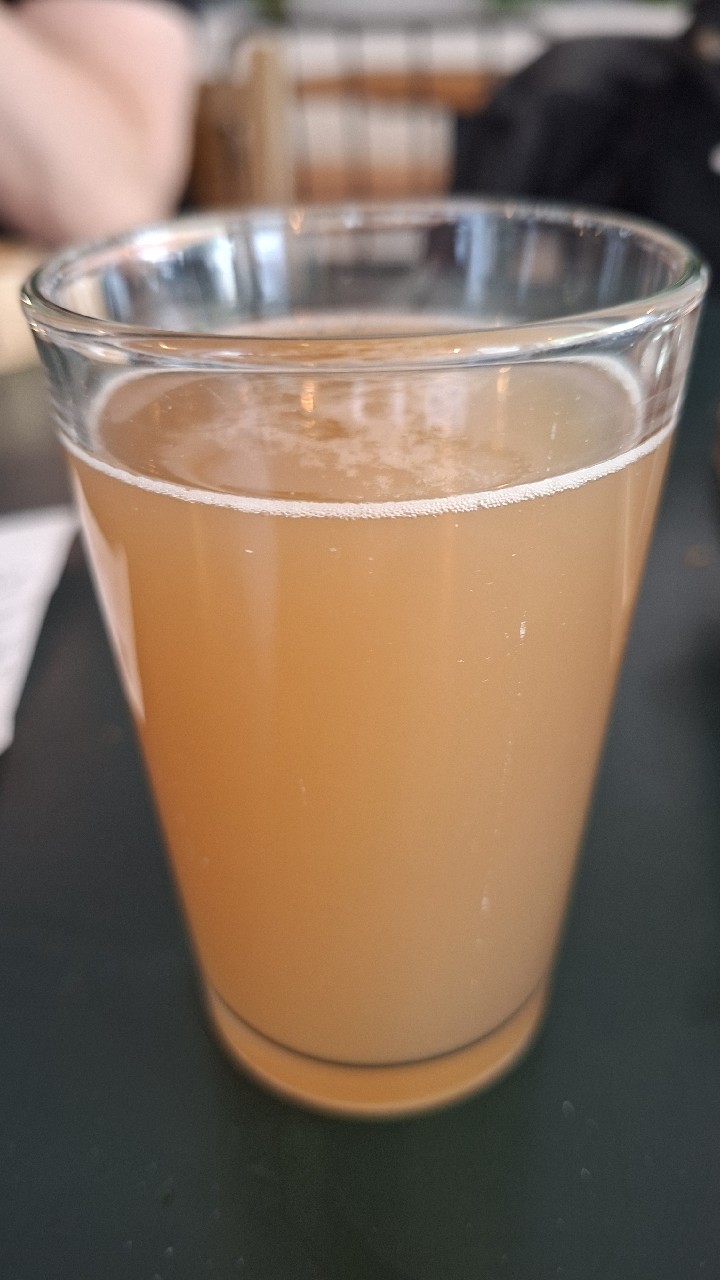 gravedad cero, Labrador Brewery