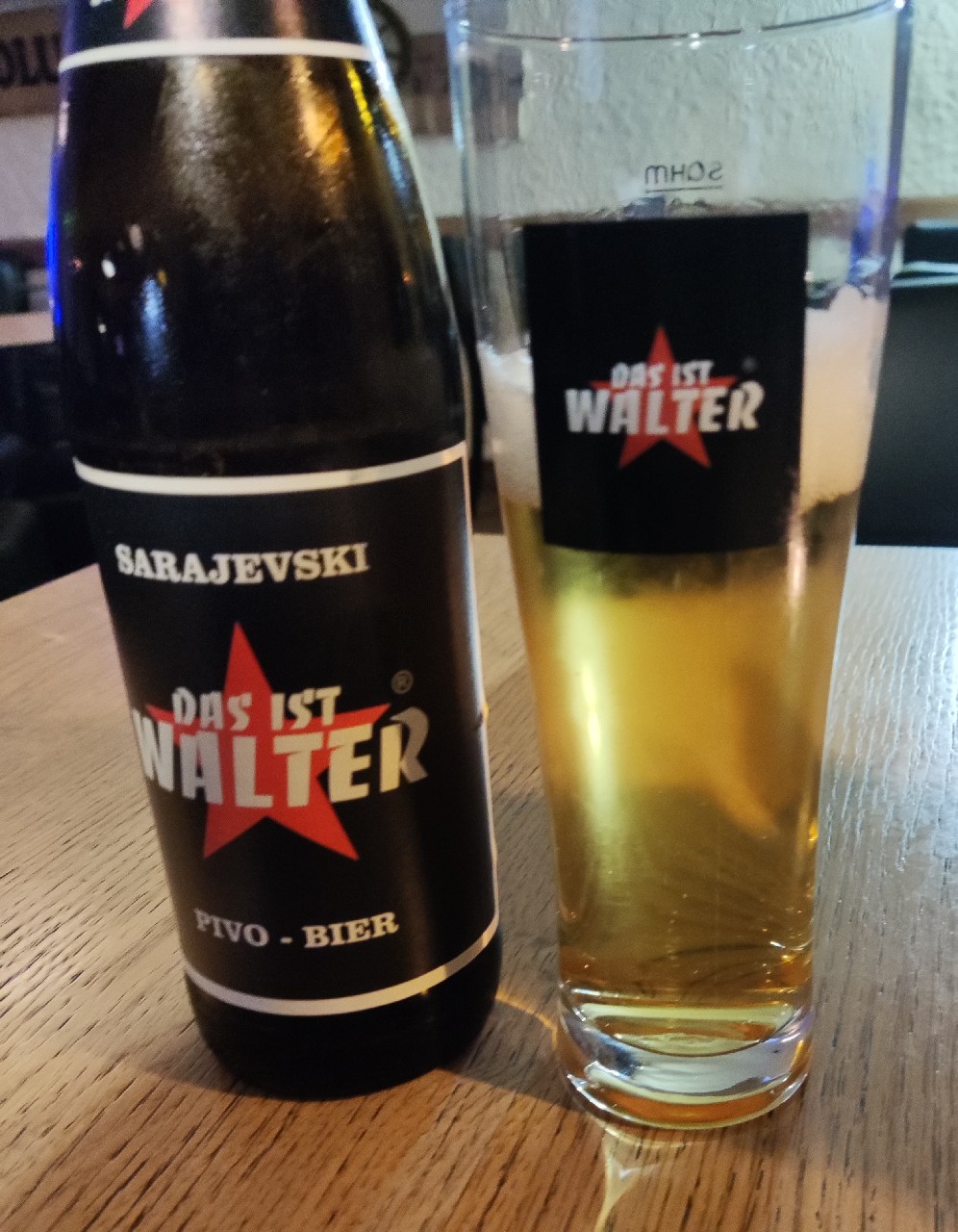 Das Ist Walter Svetlo Pivo, Austria