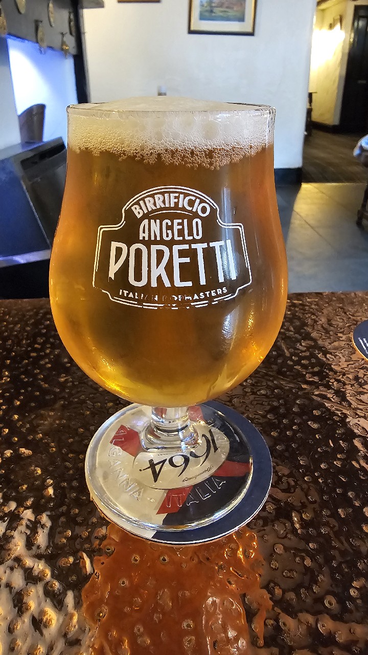 Angelo Poretti Pale Ale, Italy