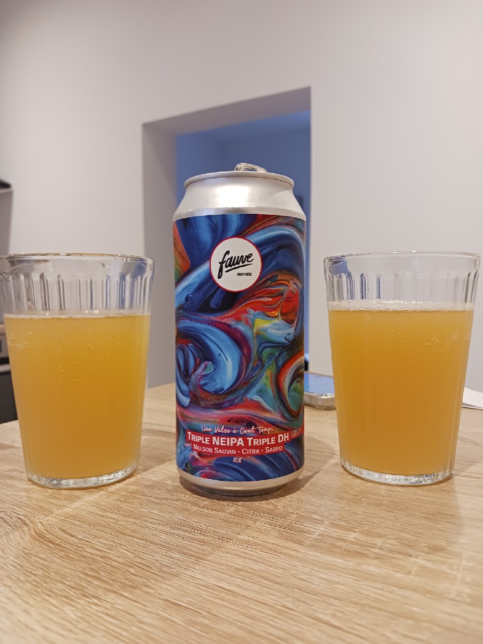 Une Valse À Cent Temps, France