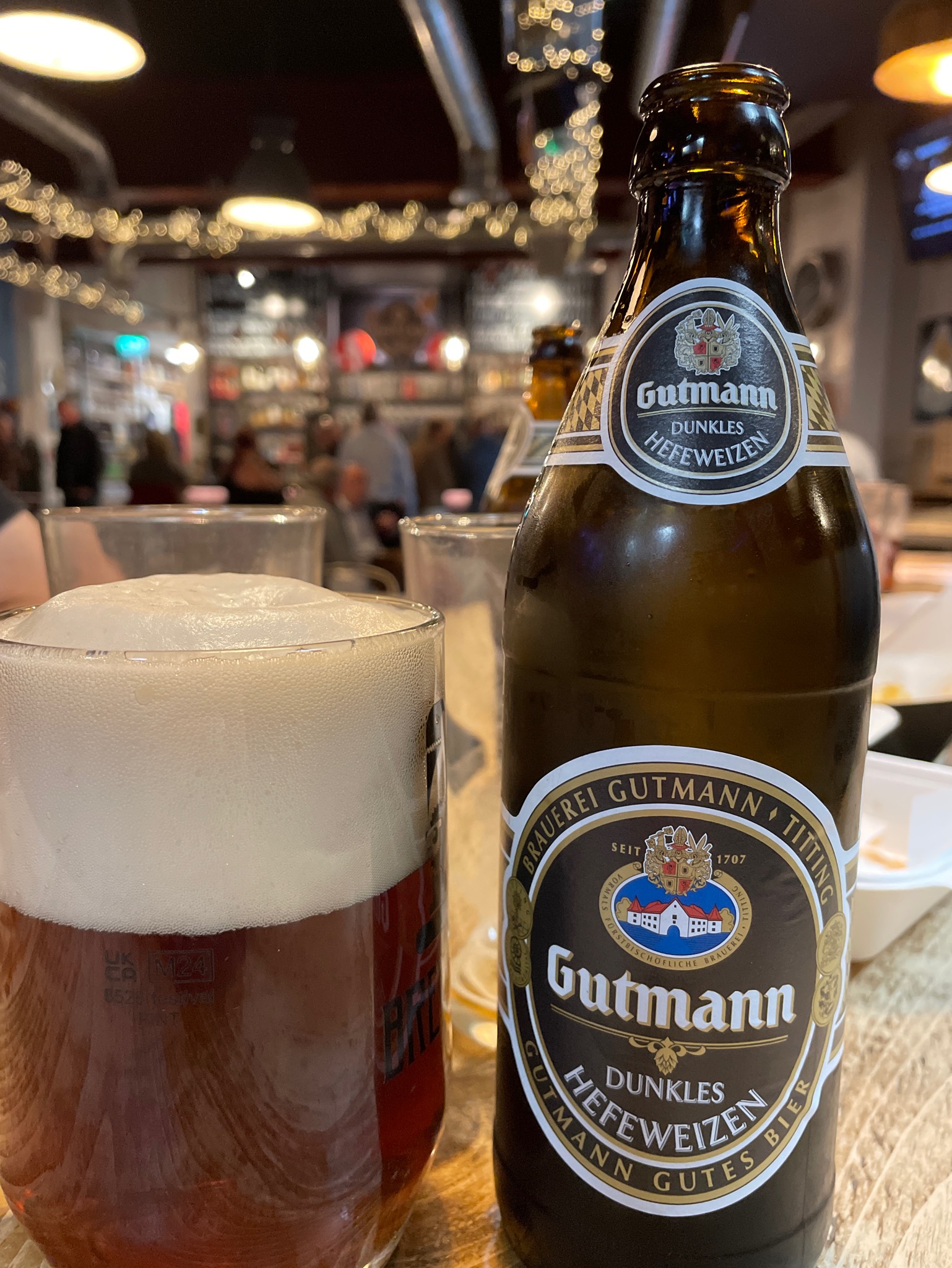 Gutmann Dunkles Hefeweizen, Germany