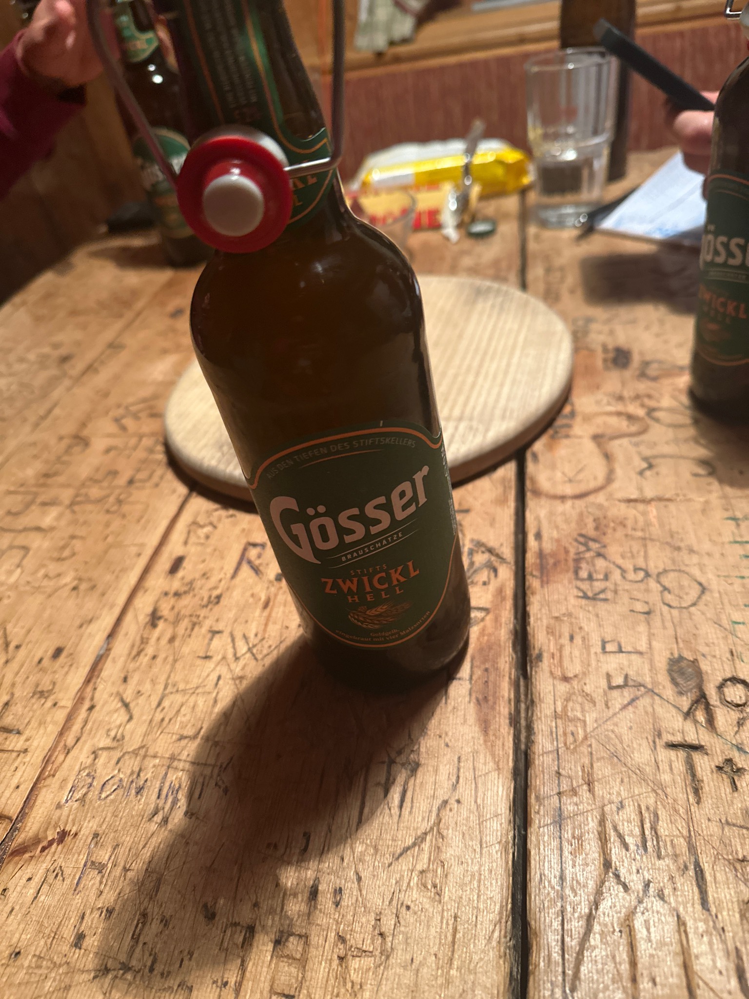 Stifts-Zwickl Hell, Austria