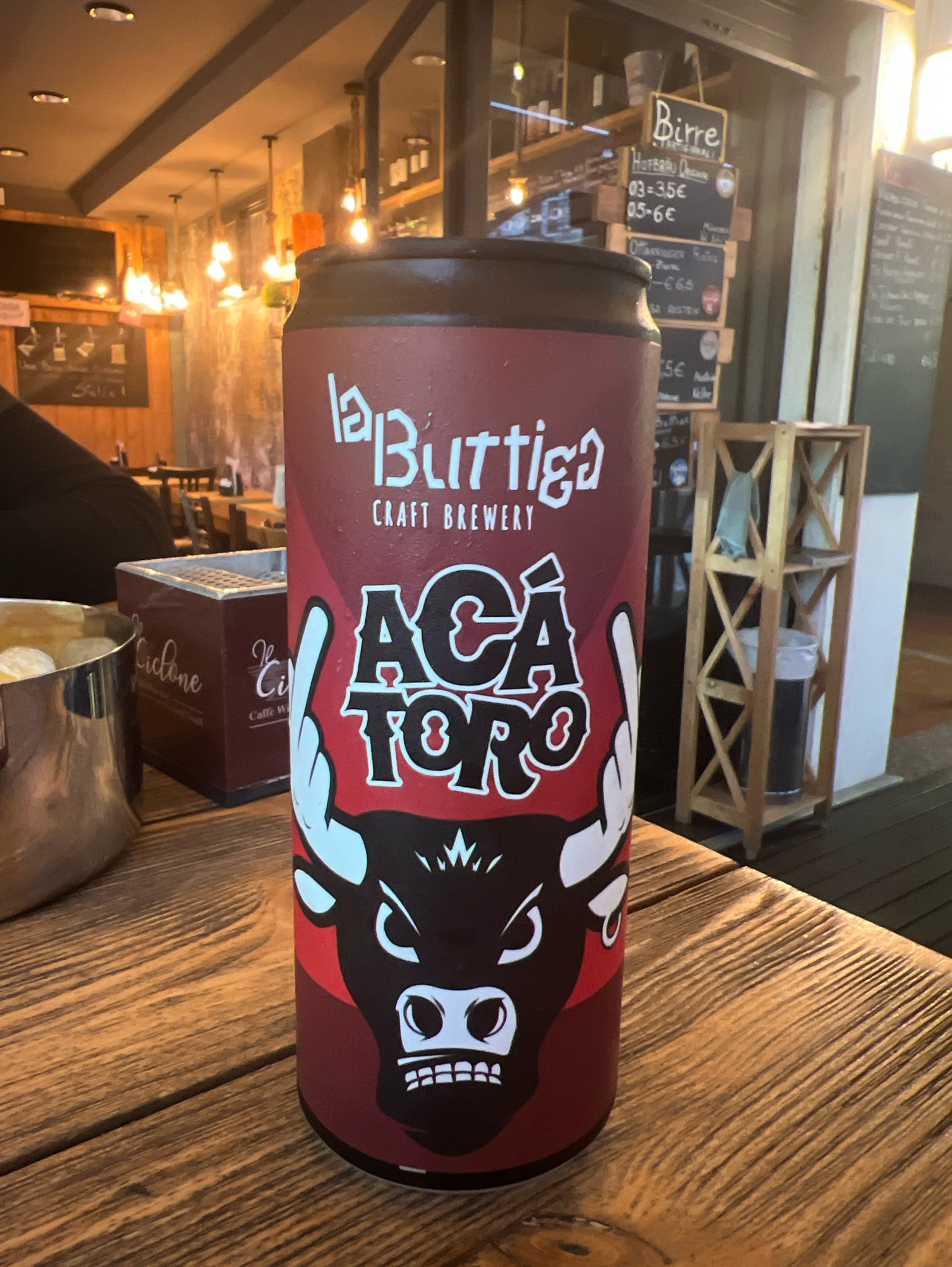 aca toro, Italy
