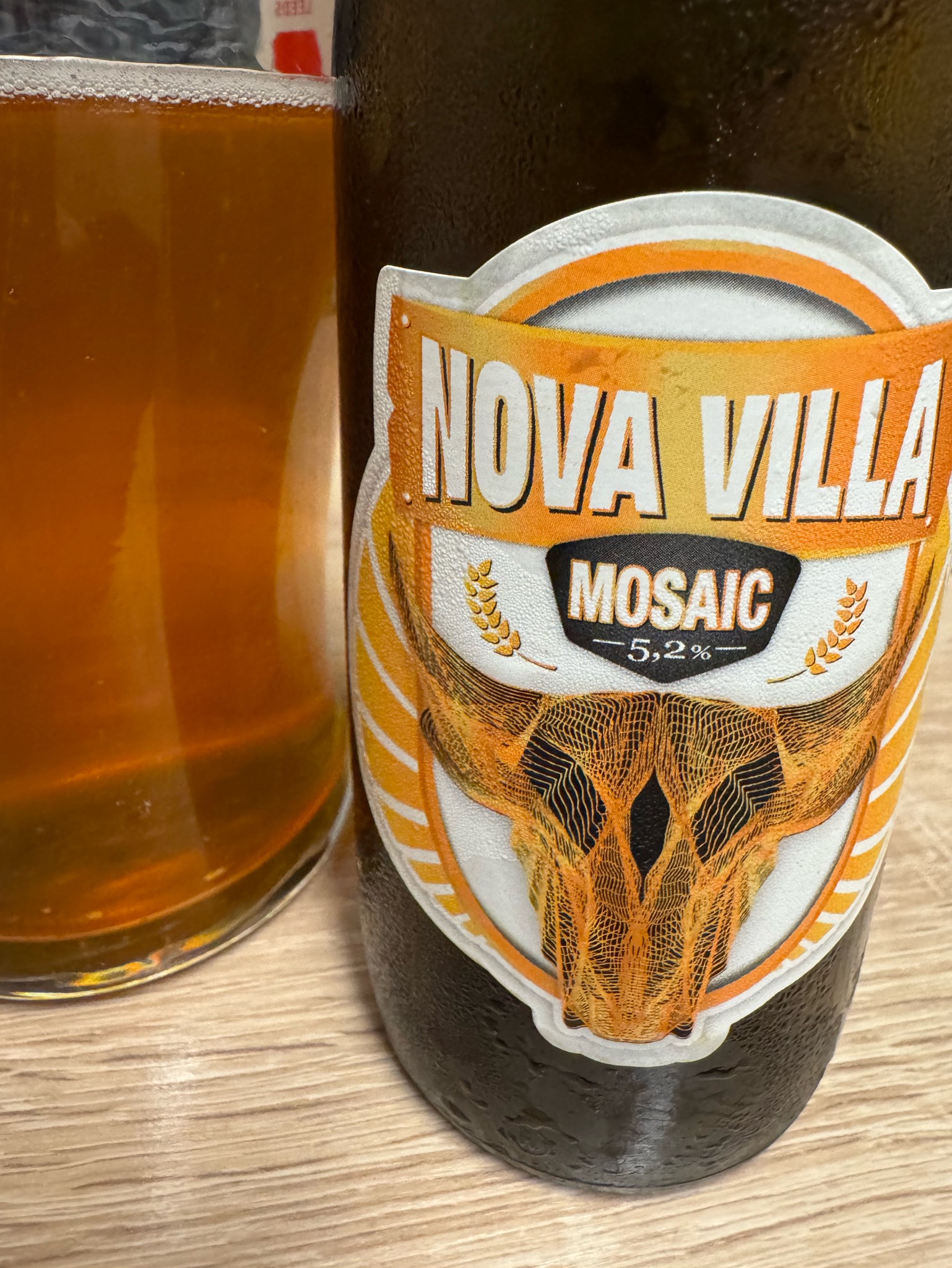 Mosaic, Brauerei Nova Villa