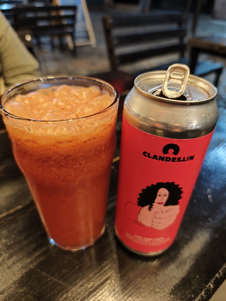 Like And Cher, Clandestin Beer