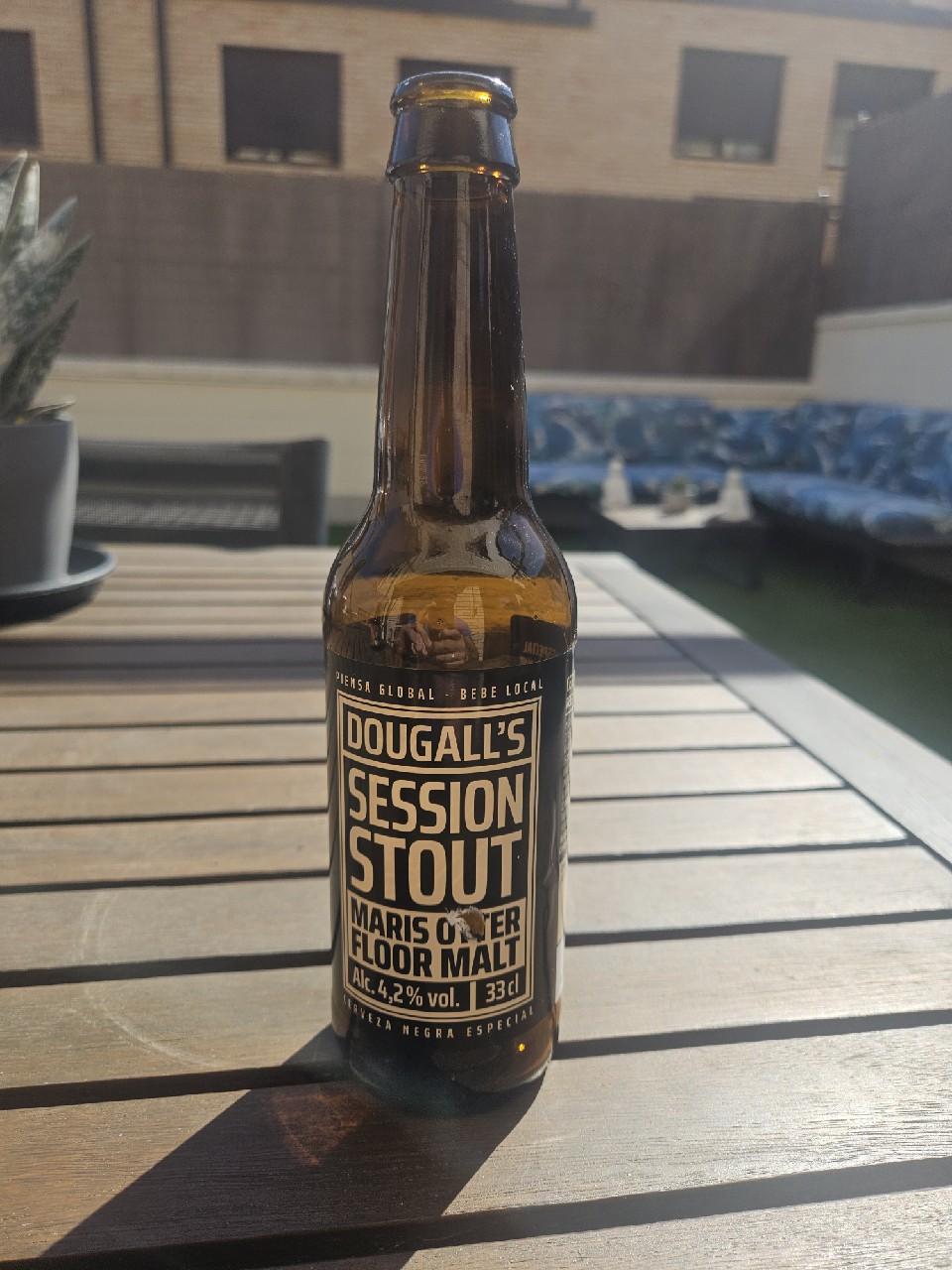 Dougall's Session Stout, Cerveza DouGall's