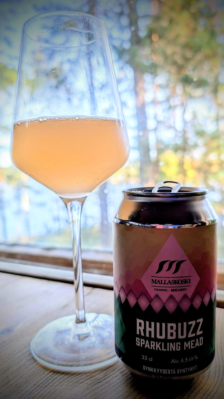 RhuBuzz Sparkling Mead, Finland